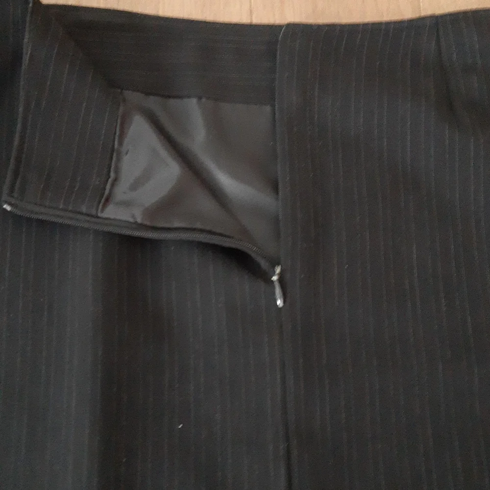 San Francisco / Striped Pleated Skirt / Size 9 - Picture 5 of 7